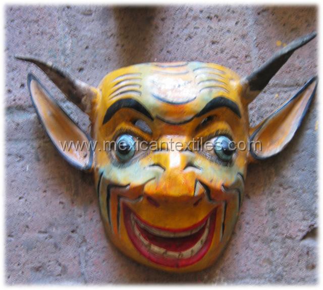 rio_balsas_crafts (31).jpg - Crafts of the Rio Balsas region.